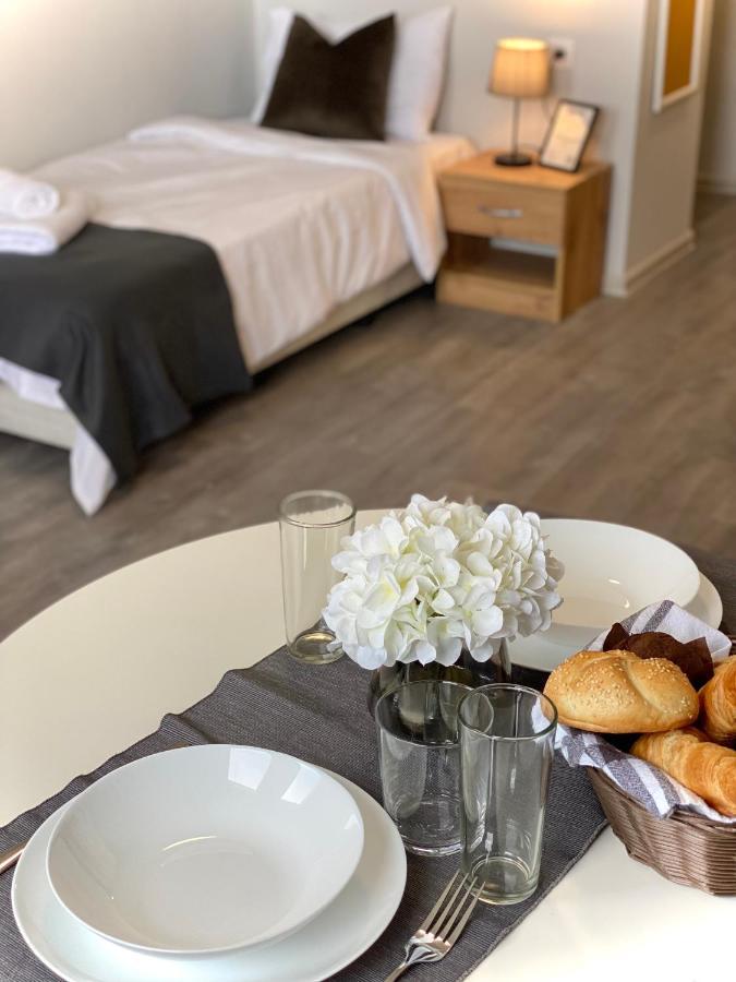 Hello Studios Budget Stays Free Parking & Wifi Stara Zagora Exteriör bild