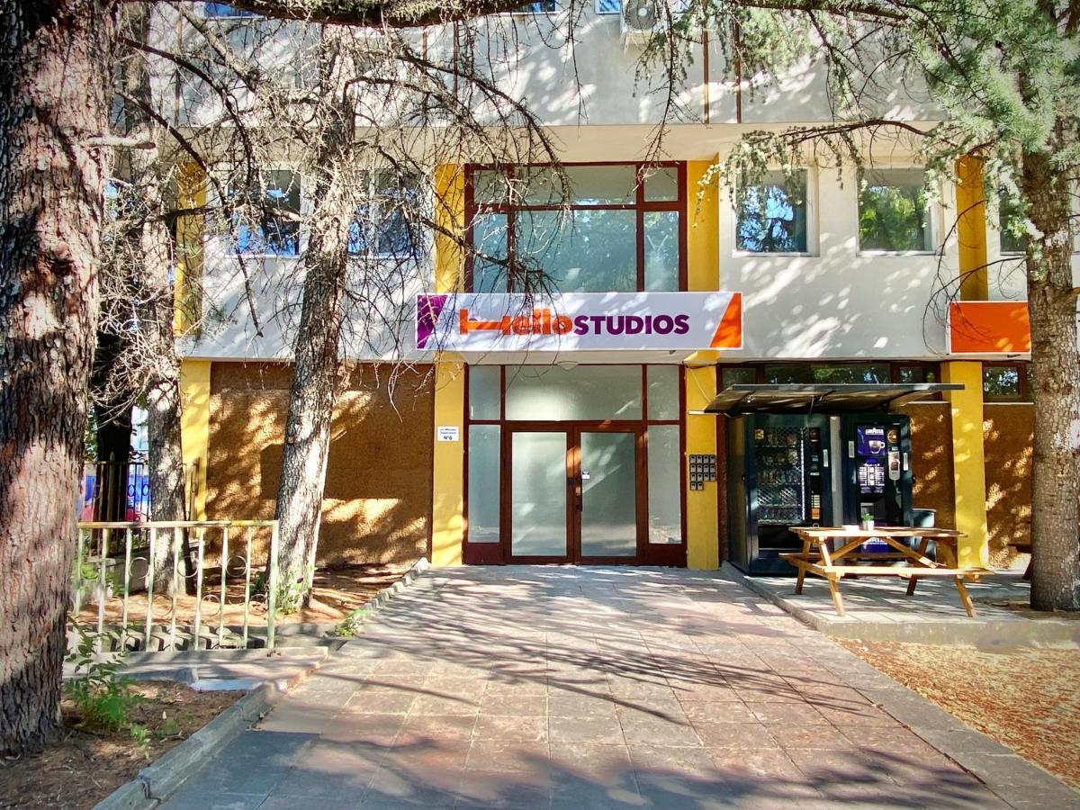 Hello Studios Budget Stays Free Parking & Wifi Stara Zagora Exteriör bild