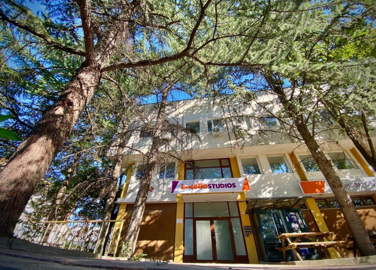 Hello Studios Budget Stays Free Parking & Wifi Stara Zagora Exteriör bild