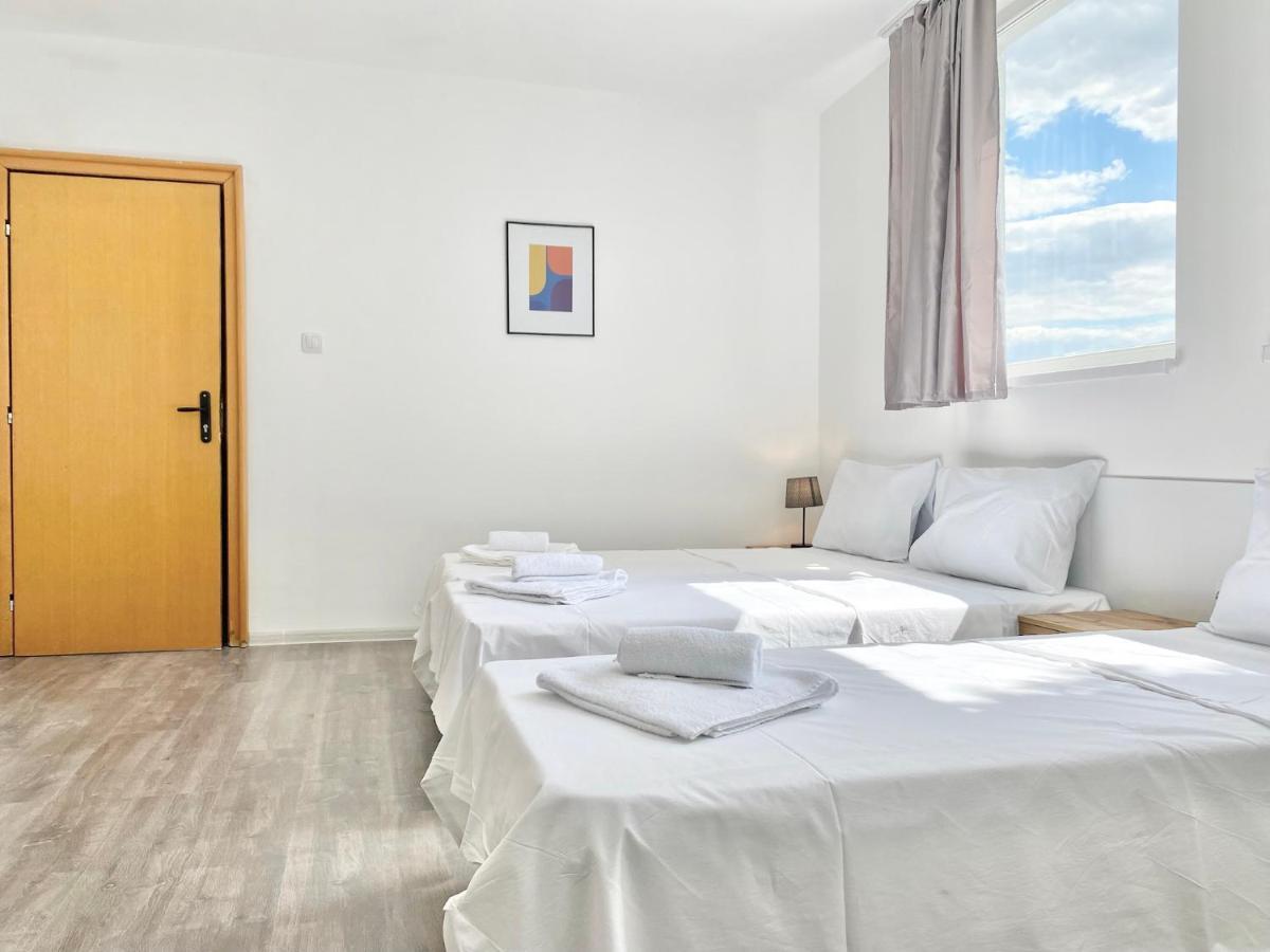 Hello Studios Budget Stays Free Parking & Wifi Stara Zagora Exteriör bild