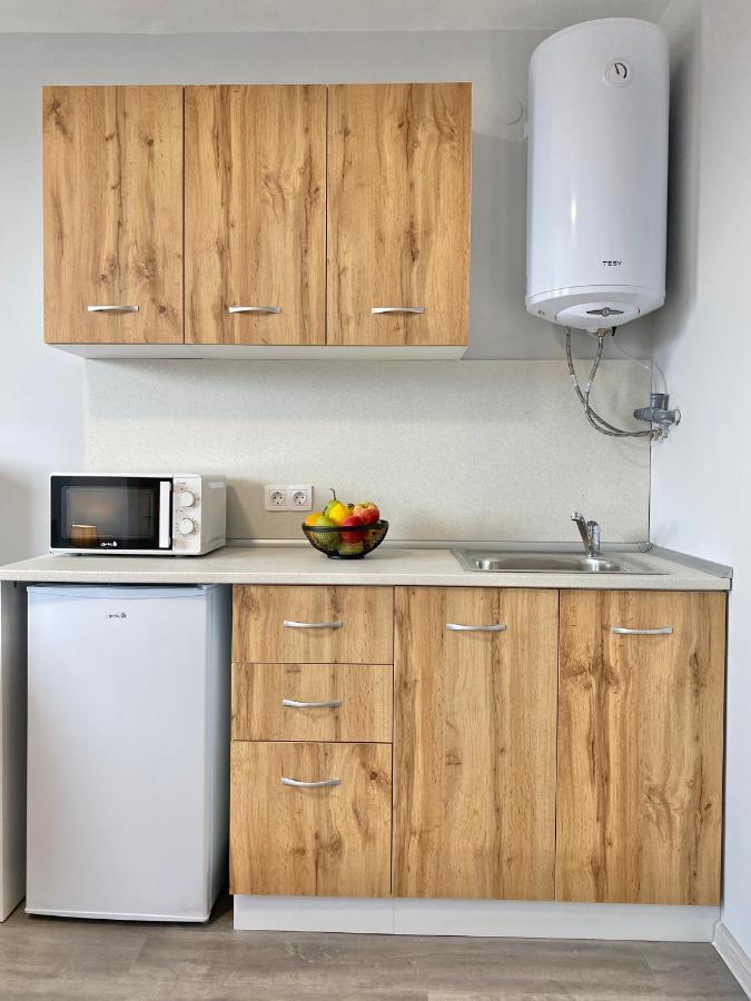 Hello Studios Budget Stays Free Parking & Wifi Stara Zagora Exteriör bild