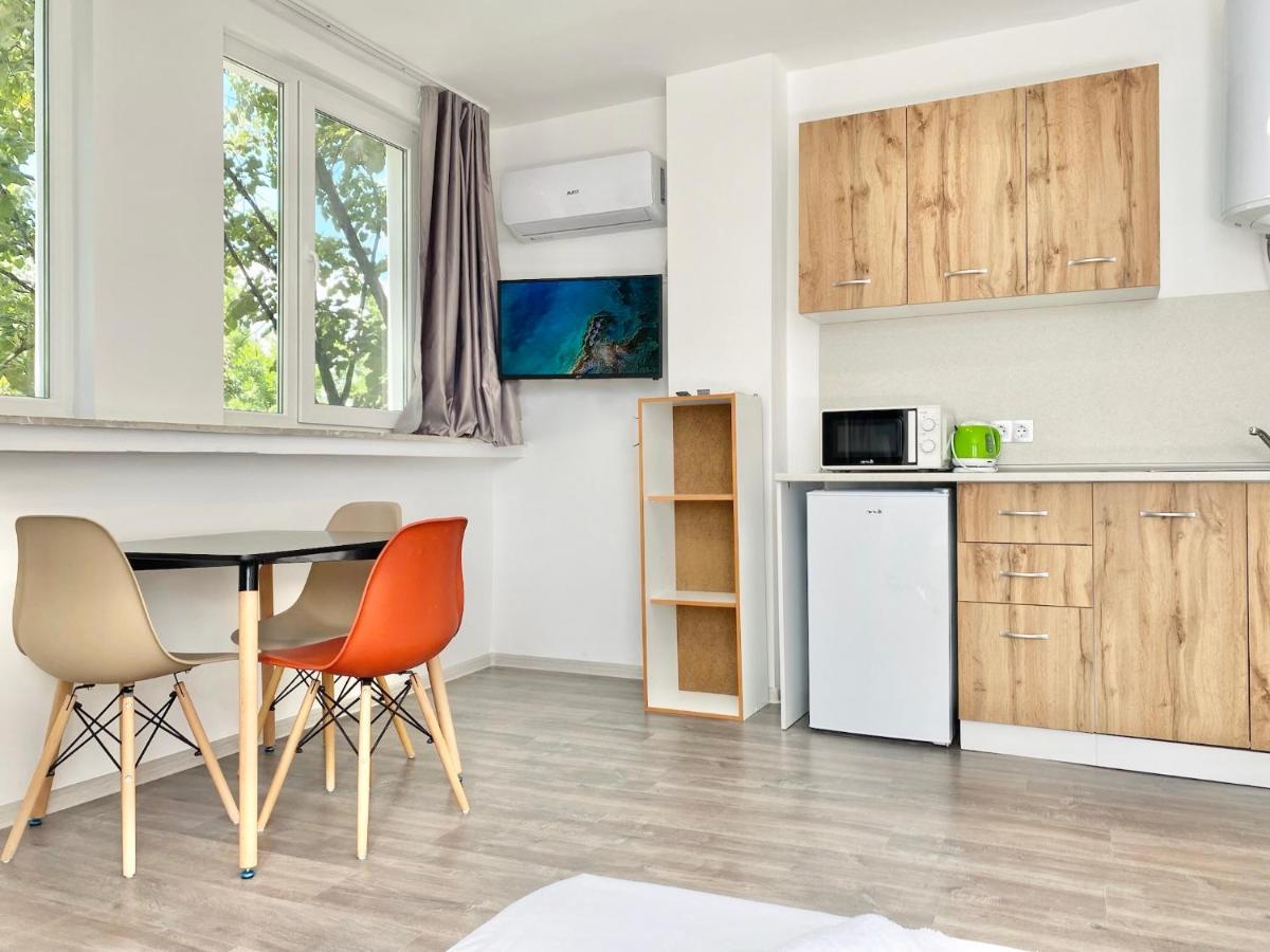 Hello Studios Budget Stays Free Parking & Wifi Stara Zagora Exteriör bild