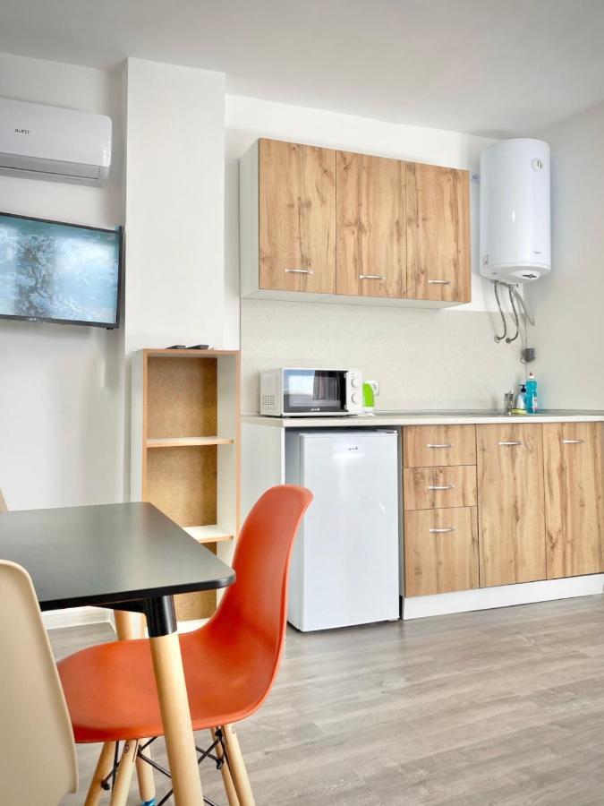 Hello Studios Budget Stays Free Parking & Wifi Stara Zagora Exteriör bild