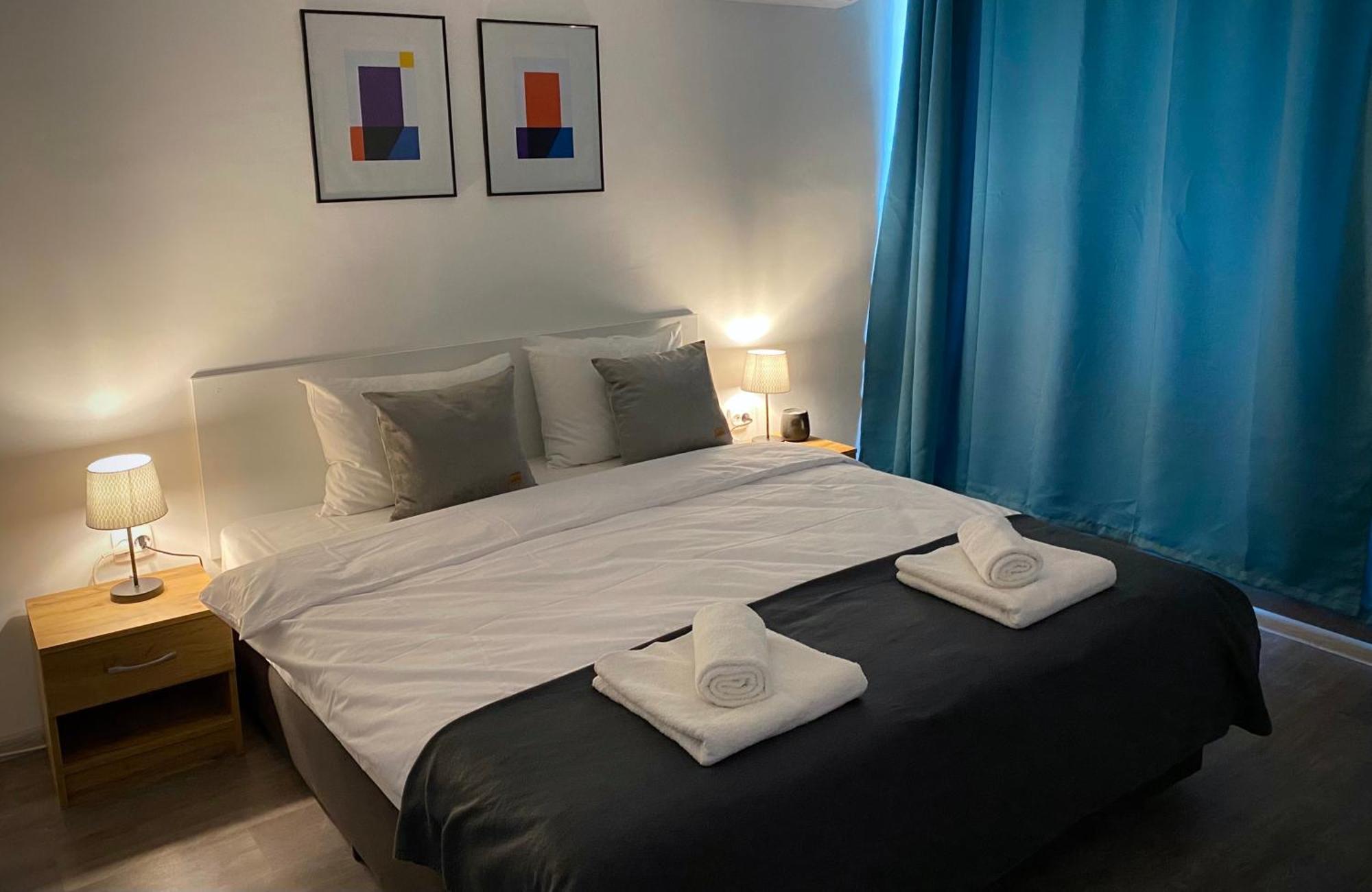 Hello Studios Budget Stays Free Parking & Wifi Stara Zagora Exteriör bild