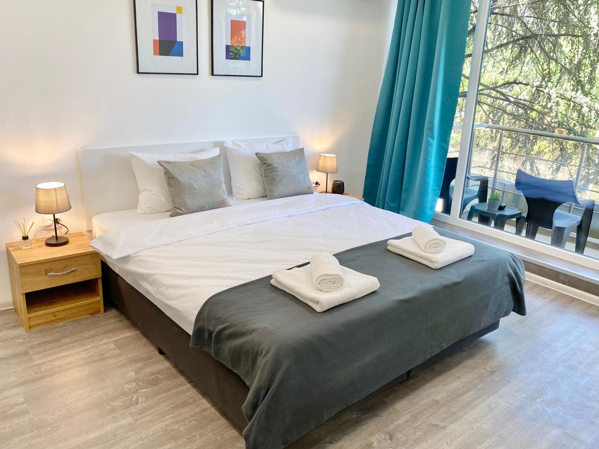 Hello Studios Budget Stays Free Parking & Wifi Stara Zagora Exteriör bild
